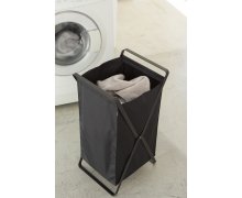 Skladací kôš na prádlo YAMAZAKI Tower Laundry Basket, čierny